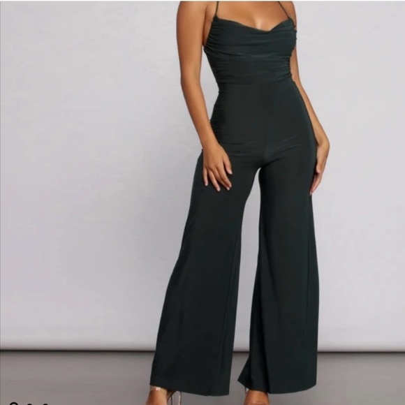 Windsor Ready For My Close Up Spaghetti Strap Cowl Neck Jumpsuit Size Small - Picture 1 of 10